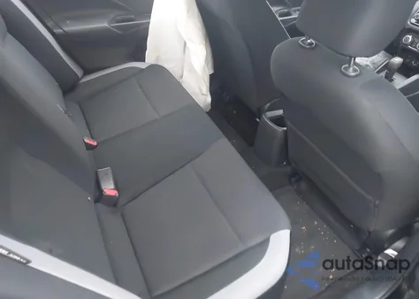 2025 Nissan Versa 1.6 S z USA, uszkodzony, nr VIN 3N1CN8DV4SL833201